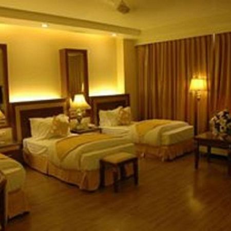 Hotel Picasso Delhi  Esterno foto