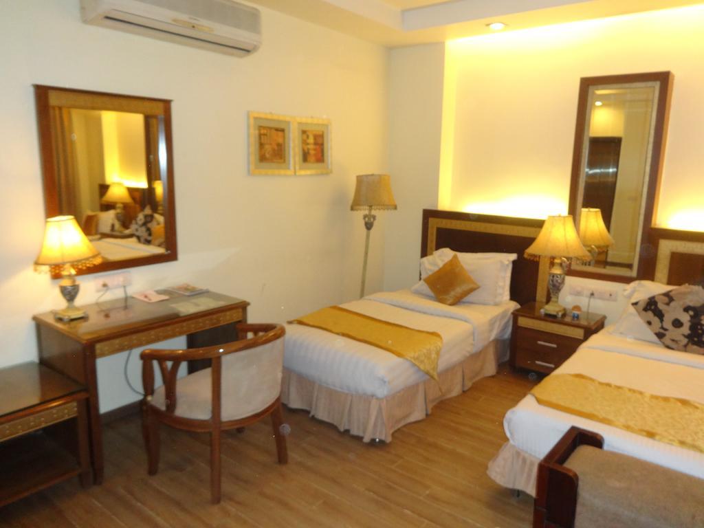 Hotel Picasso Delhi  Camera foto