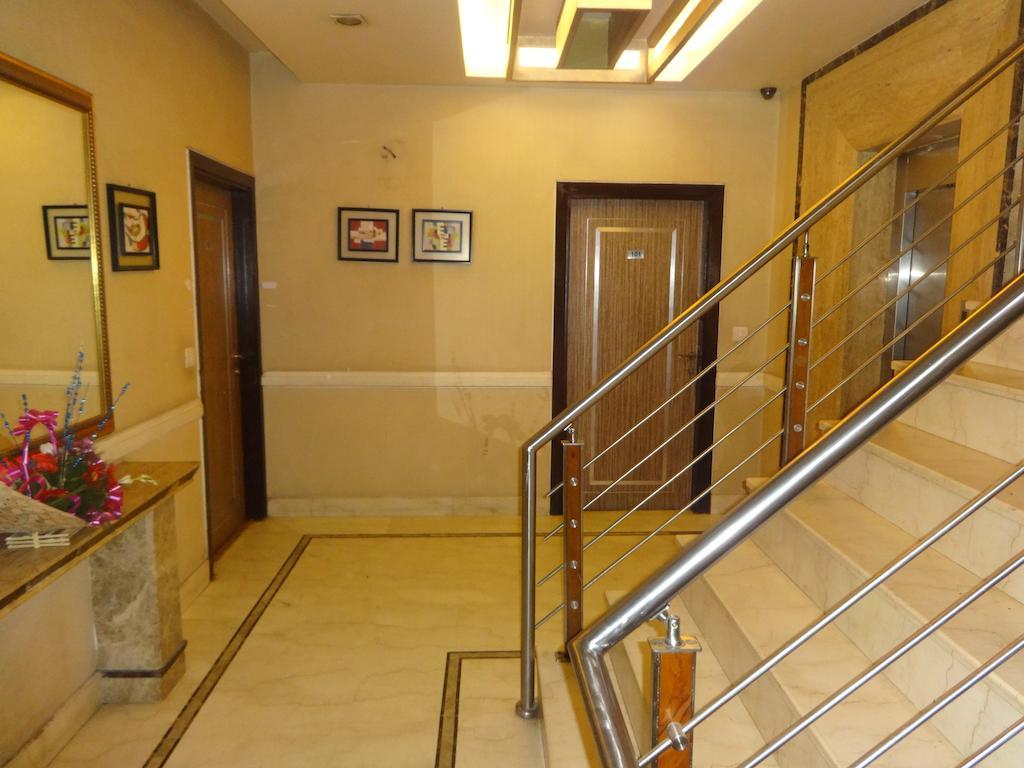 Hotel Picasso Delhi  Esterno foto