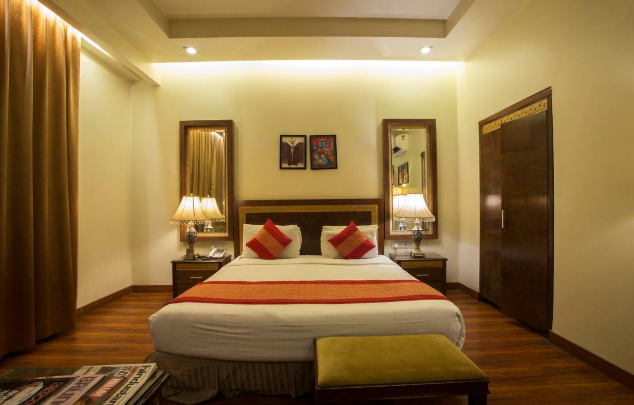 Hotel Picasso Delhi  Esterno foto