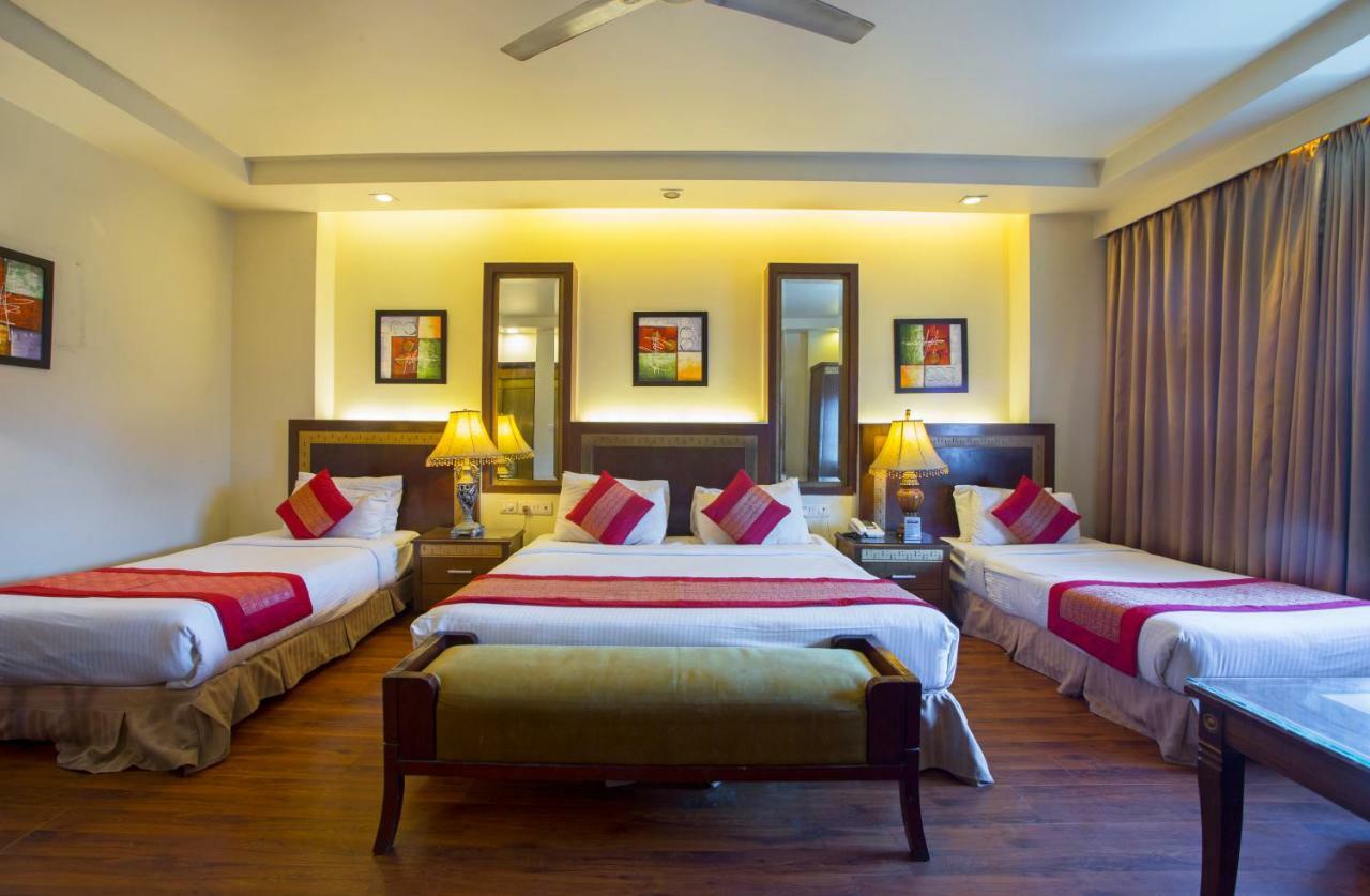 Hotel Picasso Delhi  Esterno foto